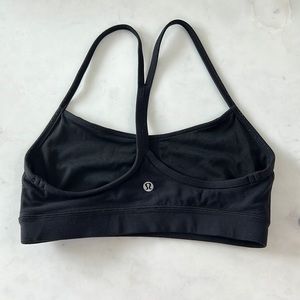 Lululemon Y sports bra black